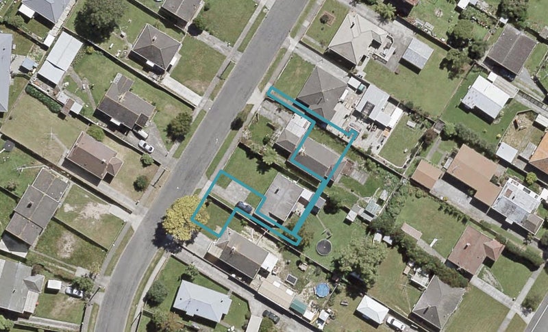 2/10 Biddle Crescent, Taita, Lower Hutt - Carousel 1