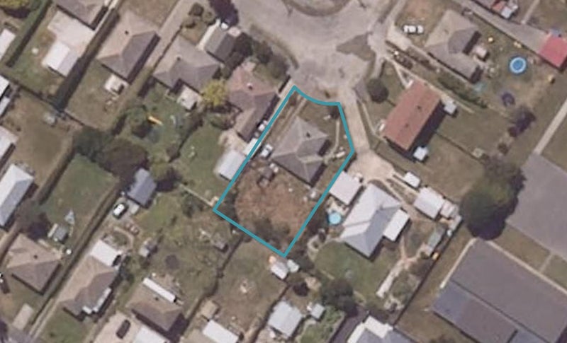 9 Dacre Street, Oamaru North, Oamaru - Carousel 1