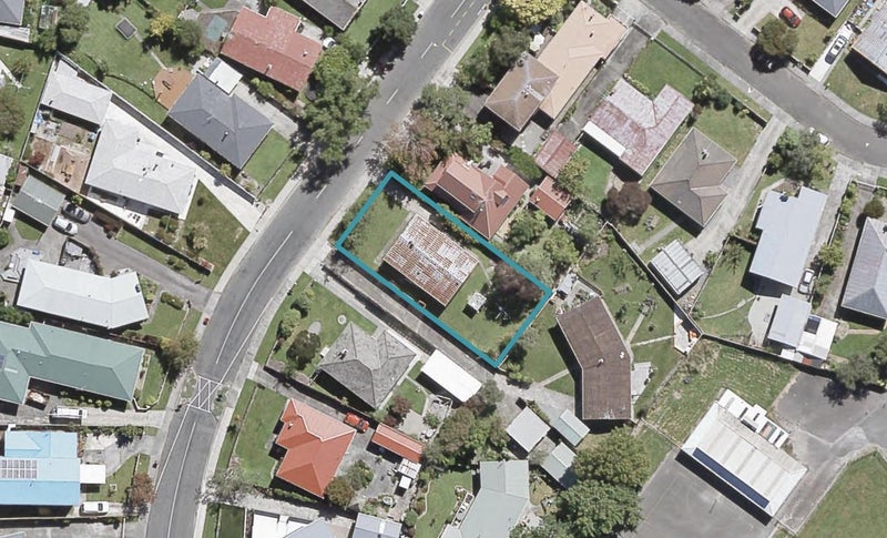 56 Hillside Drive, Maoribank, Upper Hutt - Carousel 1