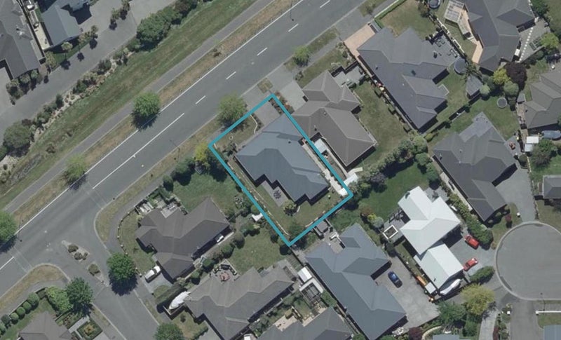 82 Rothesay Road, Parklands, Christchurch - Carousel 1