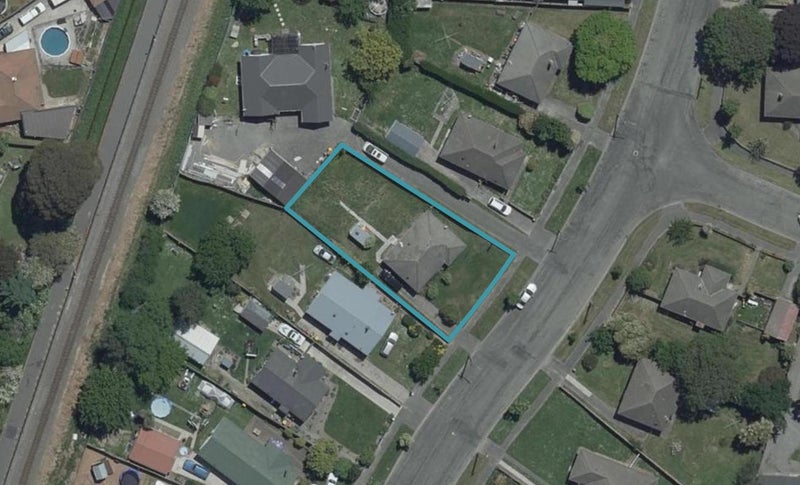 49 Uxbridge Street, Redwood, Christchurch - Carousel 1