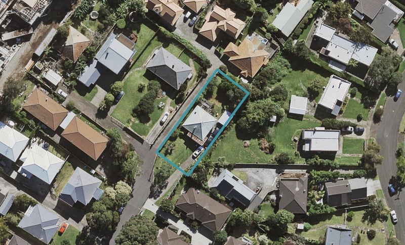 17 Irirangi Road, Greenlane, Auckland - Carousel 1