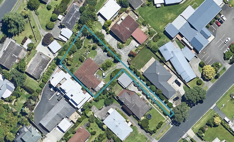 21 Brookfield Terrace, Brookfield, Tauranga - Carousel 1