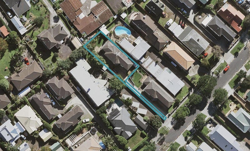 13A Puriri Avenue, Greenlane, Auckland - Carousel 1