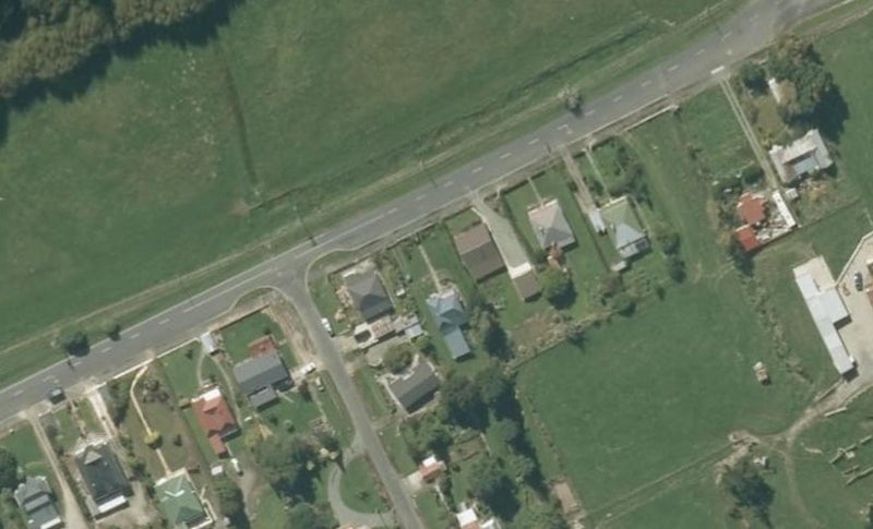 42 Irvine Street, Lawrence, Lawrence - Carousel 1