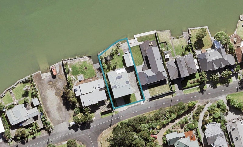 60 The Terrace, Herald Island, Auckland - Carousel 1