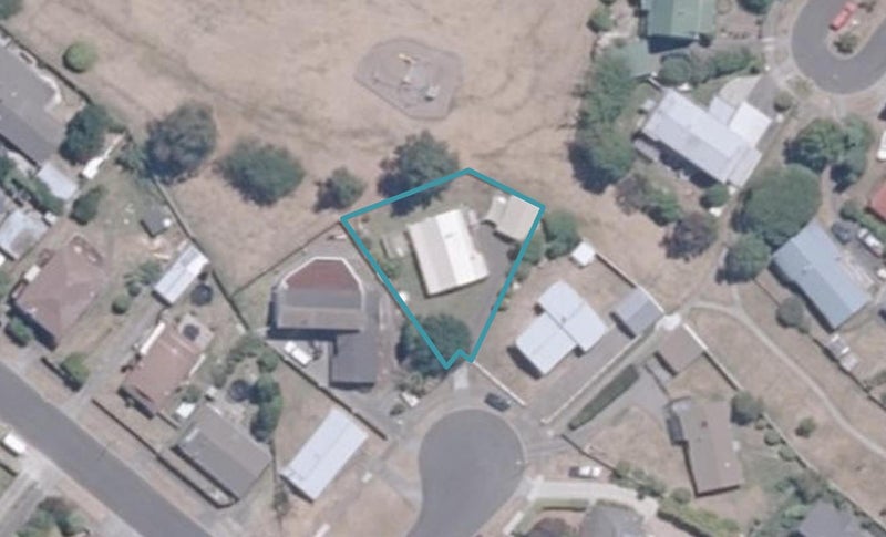 21 Newberry Place, Richmond Heights, Taupo - Carousel 1