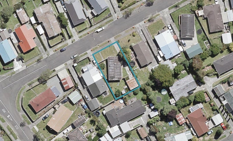 34 Hartford Crescent, Totara Park, Upper Hutt - Carousel 1