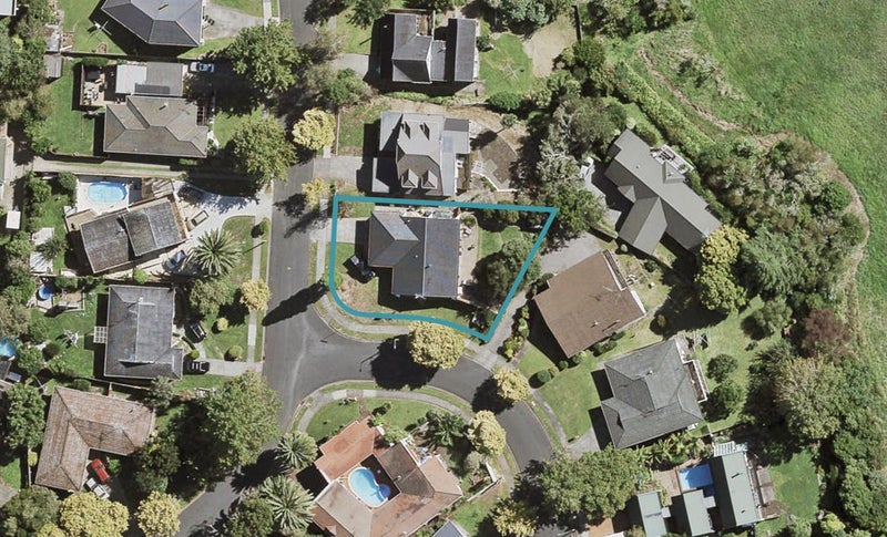 2 Alderton Place, Opaheke, Papakura - Carousel 1