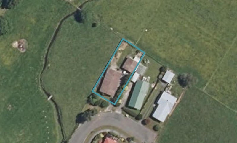 6 Titoki Street, Pahiatua - Carousel 1