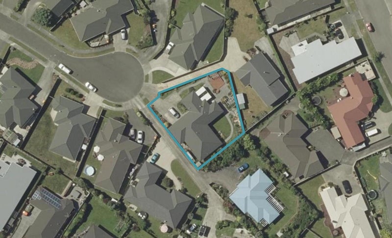 22 Woodgate Court, Fitzherbert, Palmerston North - Carousel 1