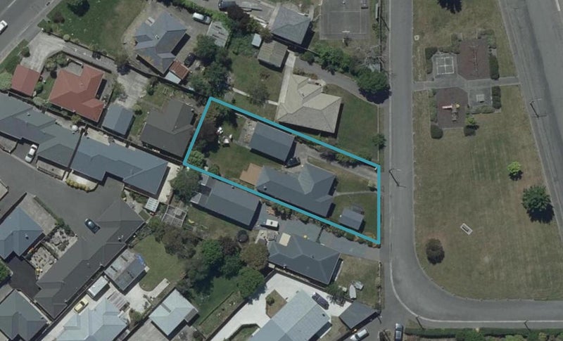 32 Cuffs Road, Wainoni, Christchurch - Carousel 1