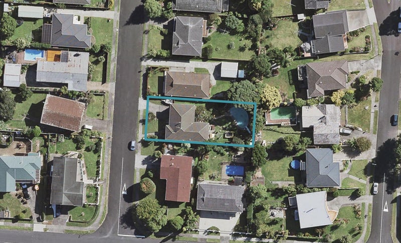 1 Kahurangi Place, Hillpark, Auckland - Carousel 1