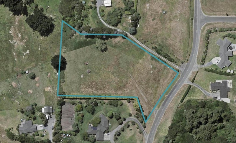 119 King Arthur Drive, Otaihanga, Paraparaumu - Carousel 1