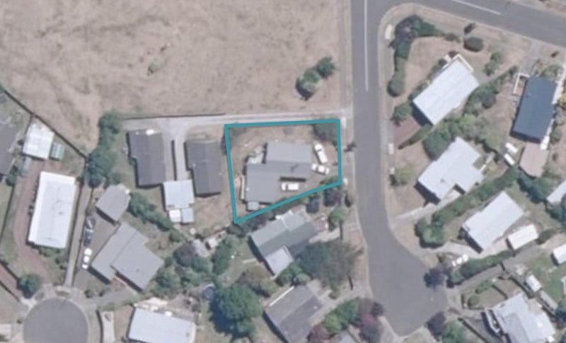 4 Park Place, Richmond Heights, Taupo - Carousel 1