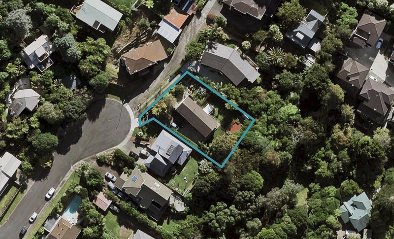 7 Tynor Place, Hillsborough, Auckland - Carousel 1