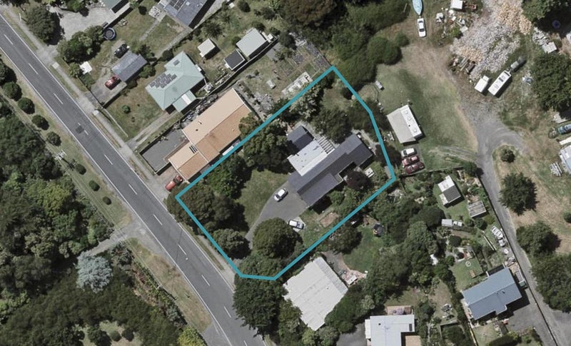 77 Otaihanga Road, Otaihanga, Paraparaumu - Carousel 1