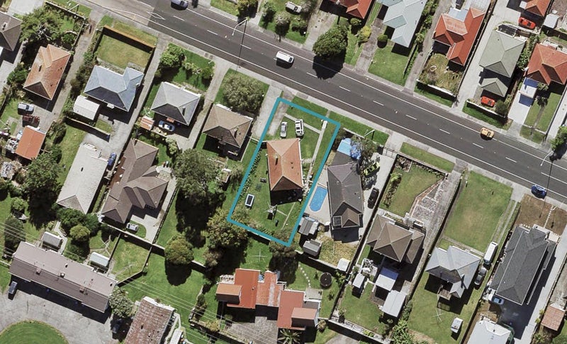 651 Richardson Road, Mount Roskill, Auckland - Carousel 1