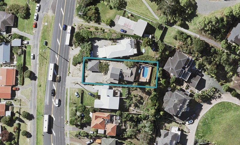 507 East Coast Road, Murrays Bay, Auckland - Carousel 1
