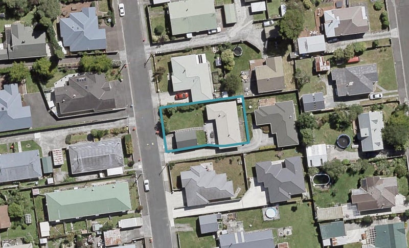 38 Ebdentown Street, Ebdentown, Upper Hutt - Carousel 1