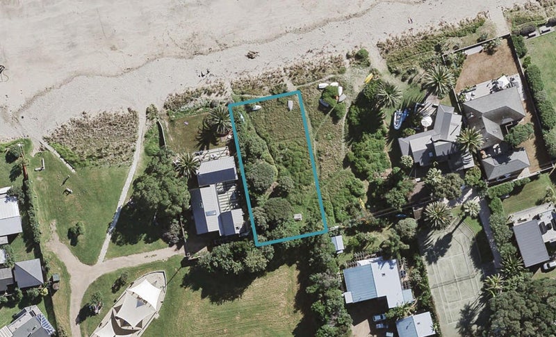 51A Palm Road, Palm Beach, Waiheke Island - Carousel 1