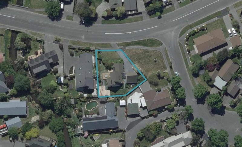 42 Lakewood Drive, Burwood, Christchurch - Carousel 1