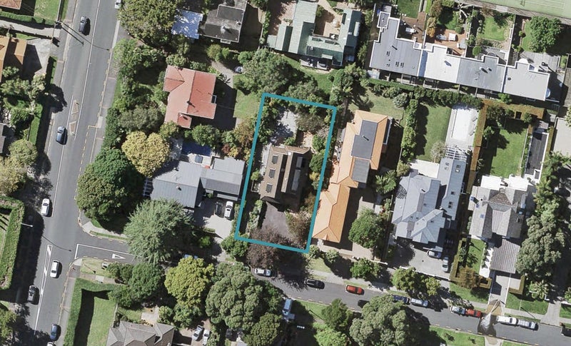 2 Brett Avenue, Takapuna, Auckland - Carousel 1