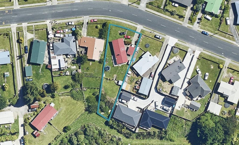 20 Homedale Street, Pukehangi, Rotorua - Carousel 1