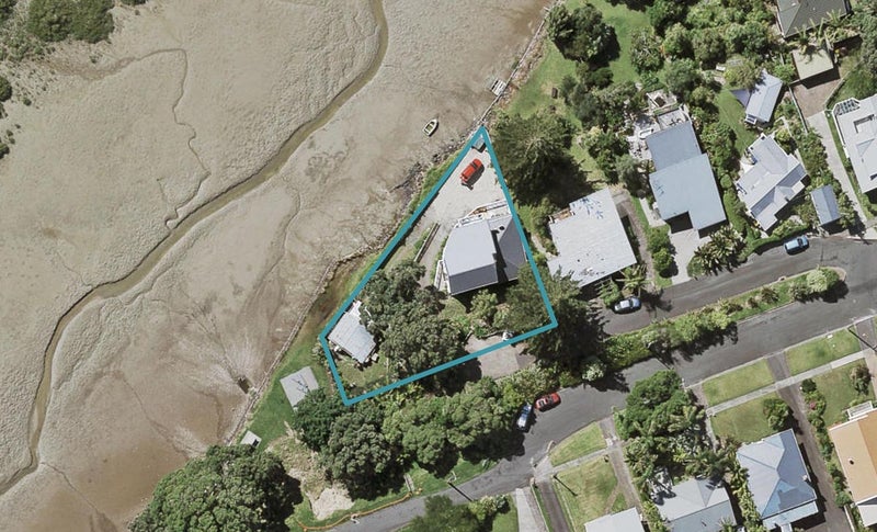 74 Aramoana Avenue, Devonport, Auckland - Carousel 1