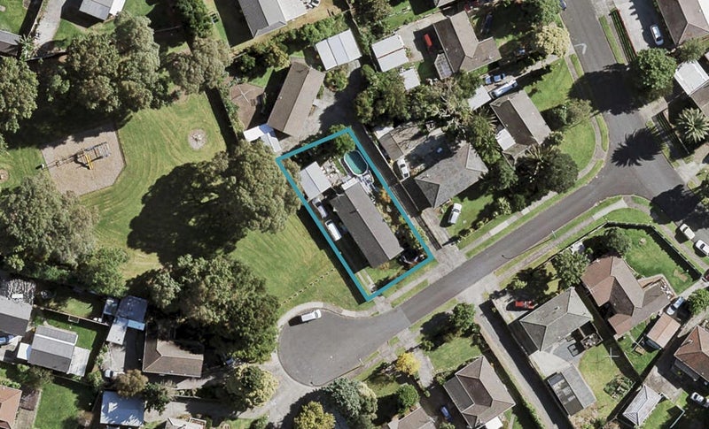 7 Joshua Place, Weymouth, Auckland - Carousel 1