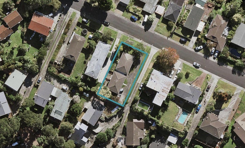 1/53 Girrahween Drive, Totara Vale, Auckland - Carousel 1