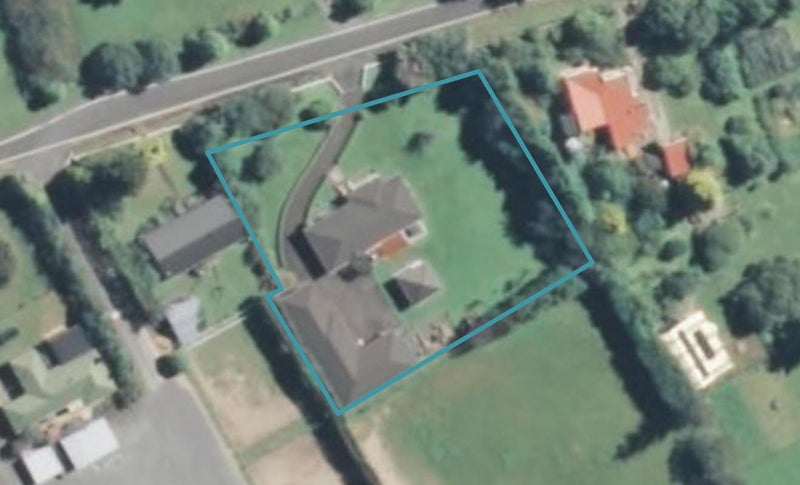 5 Leonards Road, Mangaroa, Upper Hutt - Carousel 1