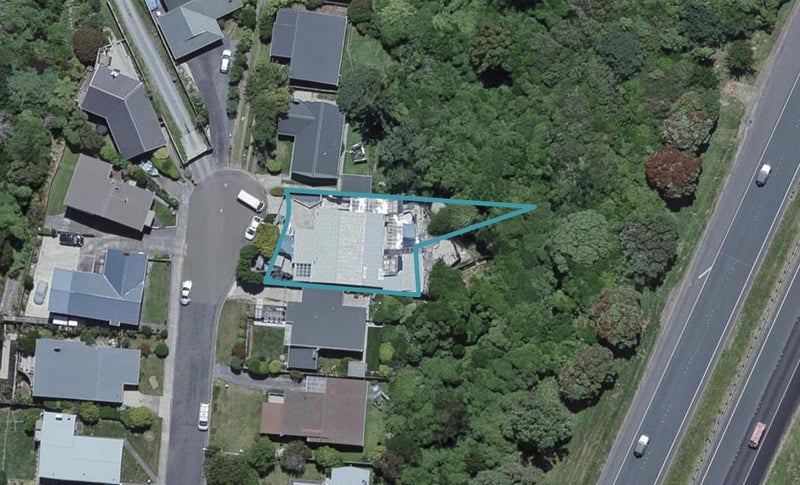 32 Silverbirch Grove, Churton Park, Wellington - Carousel 1