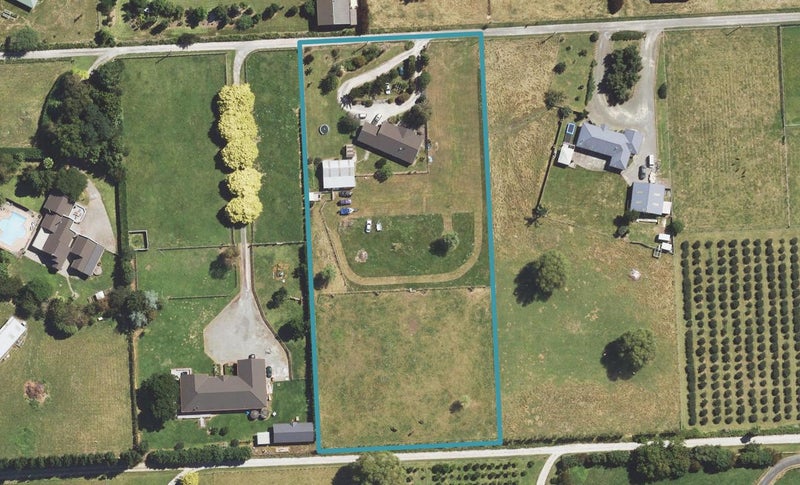 24 Cameron Road, Makauri, Gisborne - Carousel 1