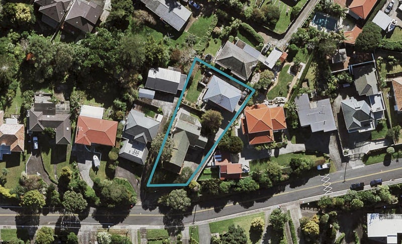 1/66 Frederick Street, Hillsborough, Auckland - Carousel 1