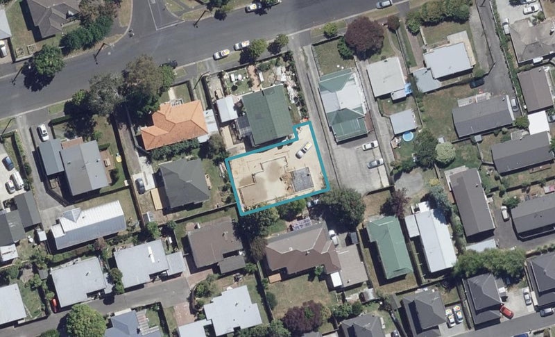 98B Cook Street, Hamilton East, Hamilton - Carousel 1