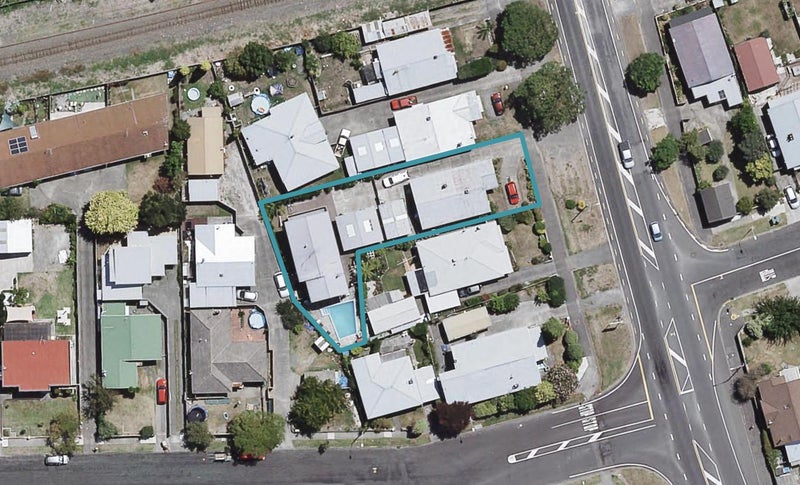 2/16 Georges Drive, Napier South, Napier - Carousel 1