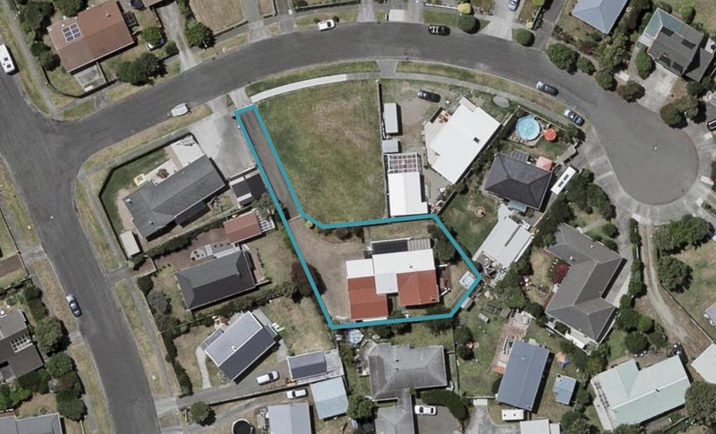 4 Tobys Way, Waikanae Beach, Waikanae - Carousel 1