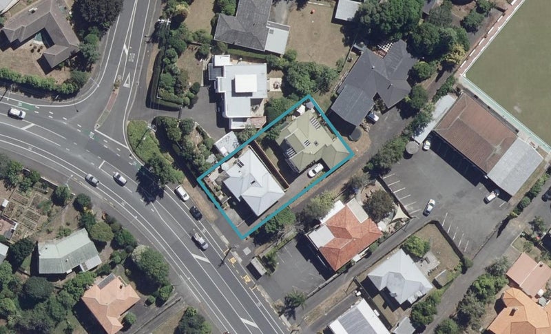 101 Cambridge Road, Hillcrest, Hamilton - Carousel 1