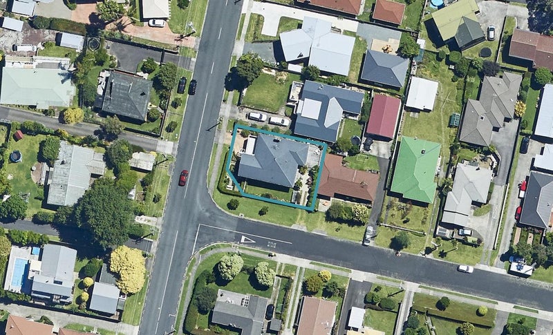 84 Grange Road, Otumoetai, Tauranga - Carousel 1