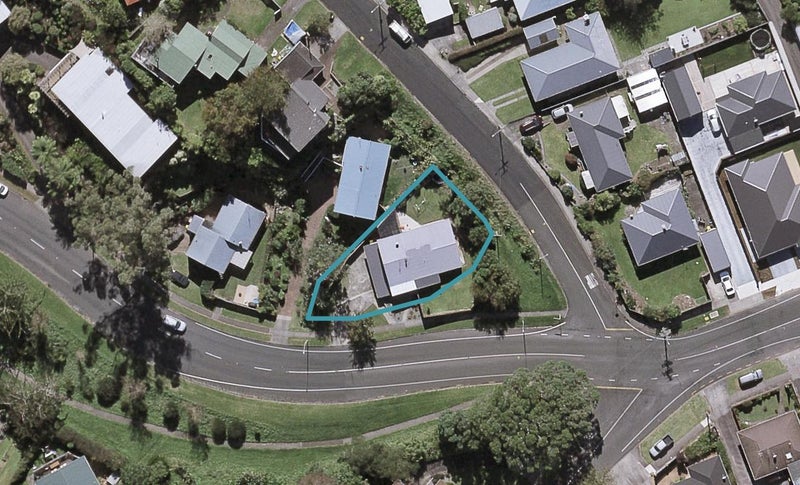 125 Poplar Grove, Westown, New Plymouth - Carousel 1