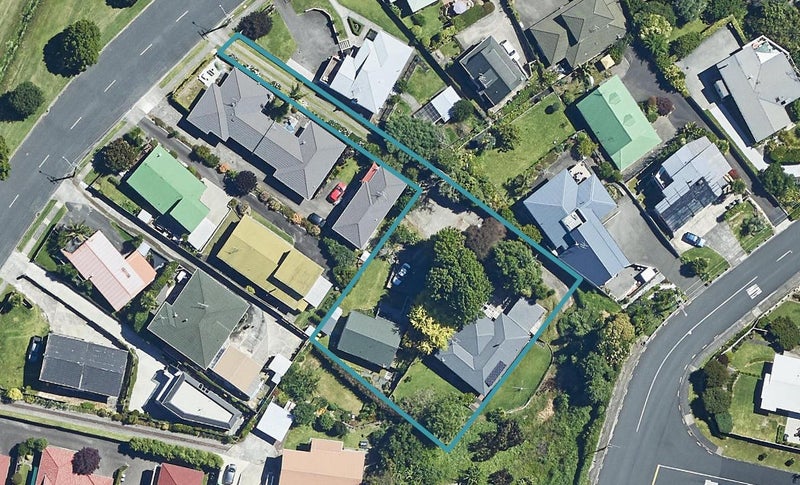 112B Vale Street, Otumoetai, Tauranga - Carousel 1