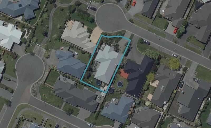 11 Felicitas Grove, Aidanfield, Christchurch - Carousel 1