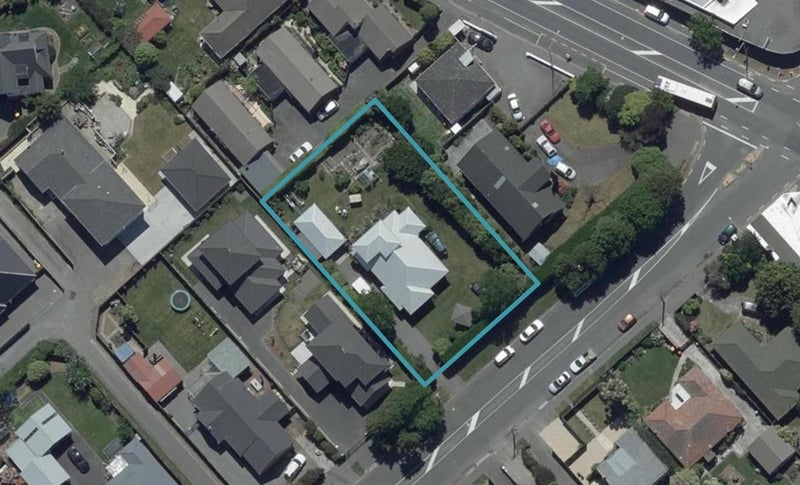 92 Aorangi Road, Bryndwr, Christchurch - Carousel 1