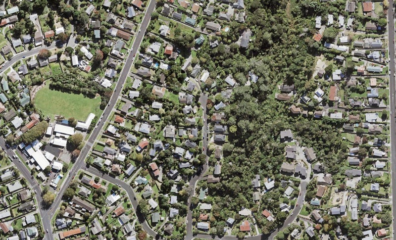 122 Canongate Street, Birkdale, Auckland - Carousel 1
