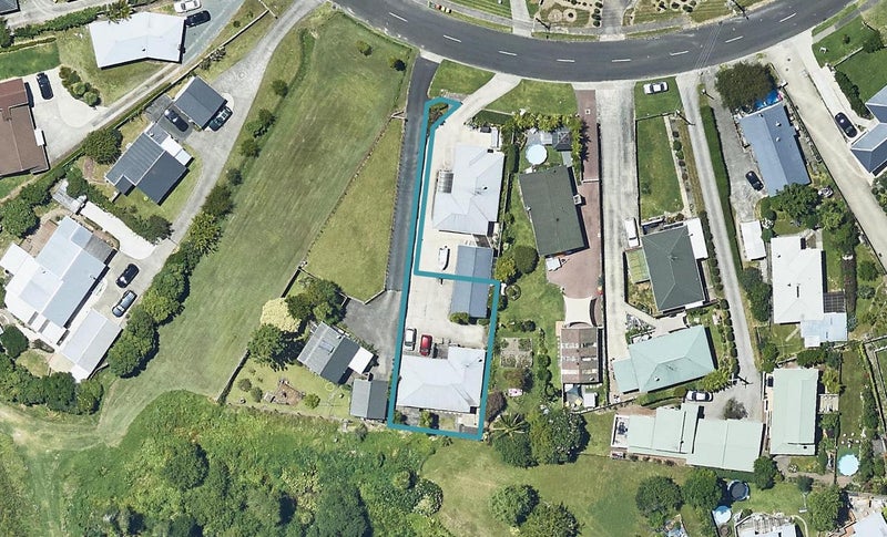 28B Humber Crescent, Gate Pa, Tauranga - Carousel 1