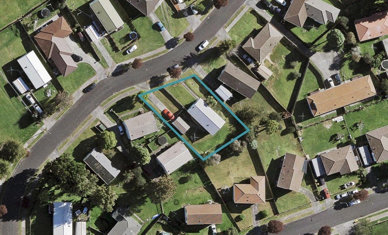 7 Felicia Place, Wiri, Auckland - Carousel 1
