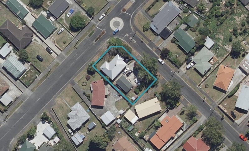 17 Pine Avenue, Bader, Hamilton - Carousel 1