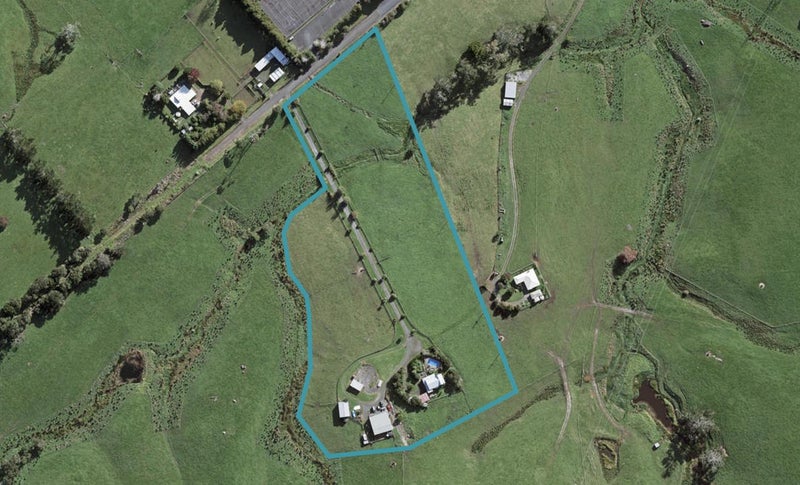 37 Macky Road, Helensville - Carousel 1