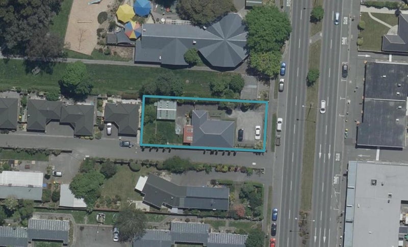 335 Main North Road, Redwood, Christchurch - Carousel 1